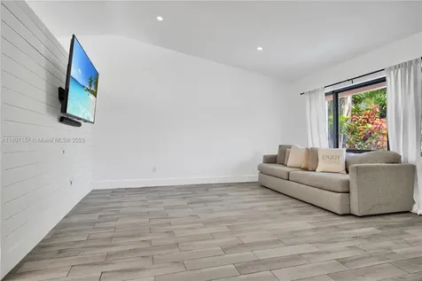 6933 SW 152nd Court Miami FL 33193