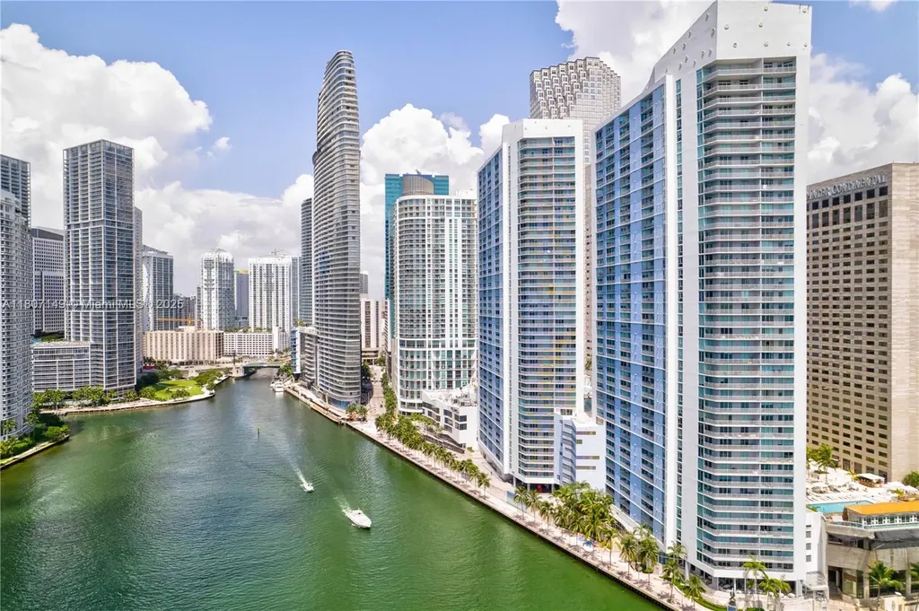 335 S Biscayne Boulevard Miami FL 33131