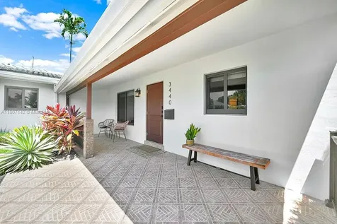 3440 NE 17th Avenue Oakland Park FL 33334