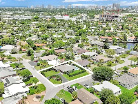 3440 NE 17th Avenue Oakland Park FL 33334