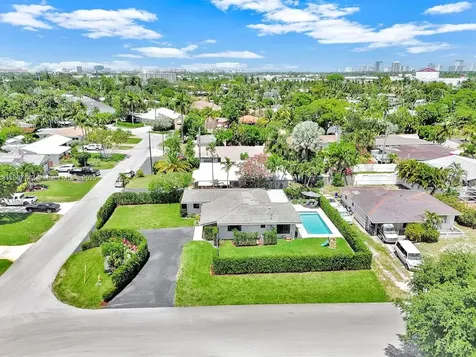 3440 NE 17th Avenue Oakland Park FL 33334