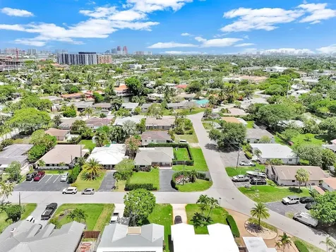 3440 NE 17th Avenue Oakland Park FL 33334