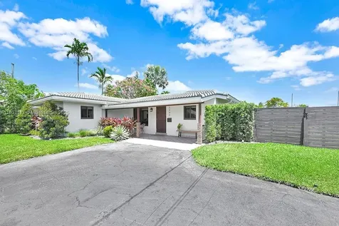 3440 NE 17th Avenue Oakland Park FL 33334