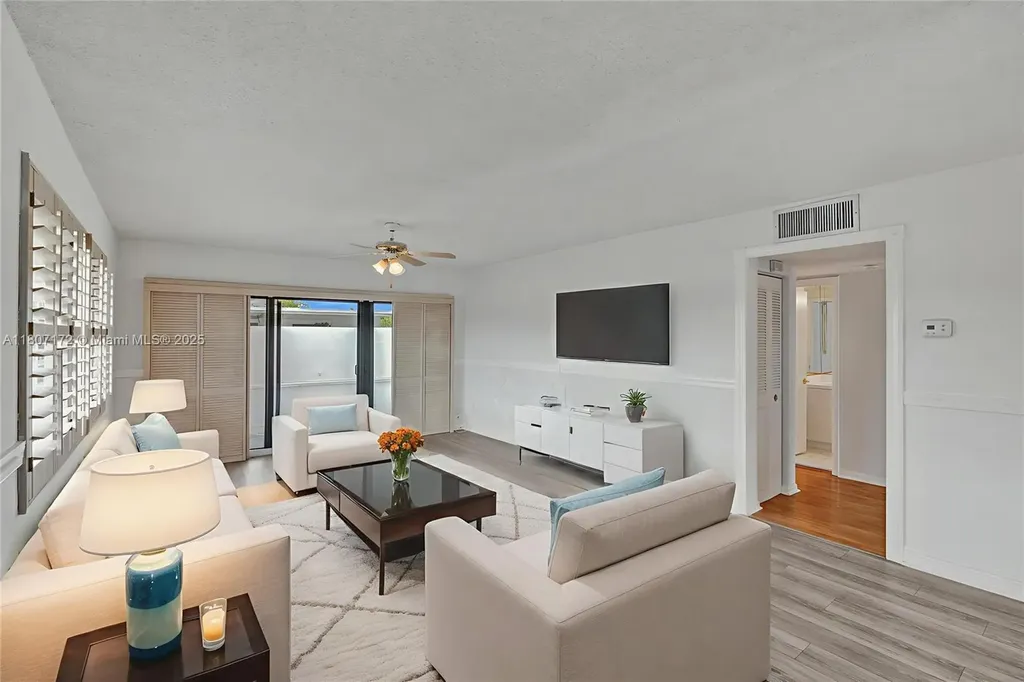 2924 Day Avenue Coconut Grove FL 33133