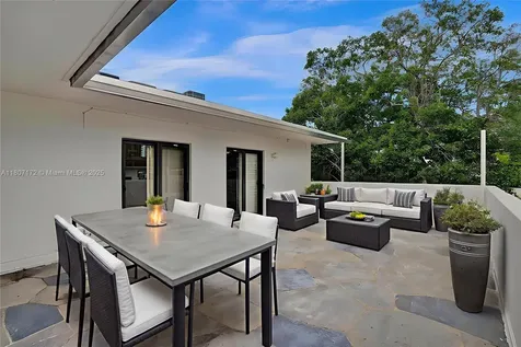 2924 Day Avenue Coconut Grove FL 33133
