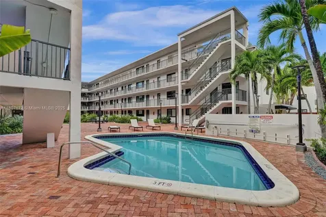 2924 Day Avenue Coconut Grove FL 33133