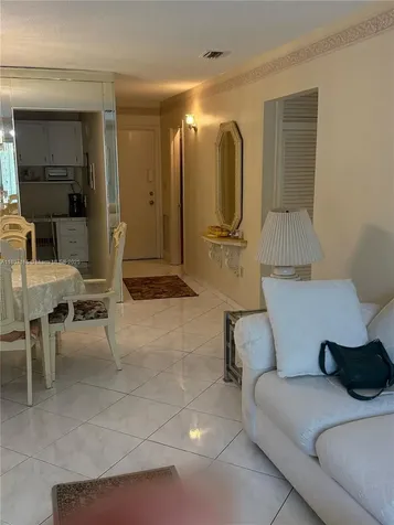1395 NE 167th Street Miami FL 33162