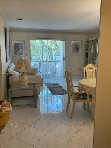 1395 NE 167th Street Miami FL 33162