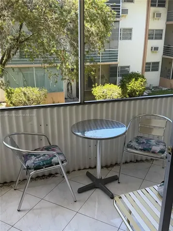 1395 NE 167th Street Miami FL 33162