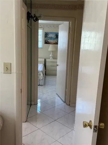 1395 NE 167th Street Miami FL 33162
