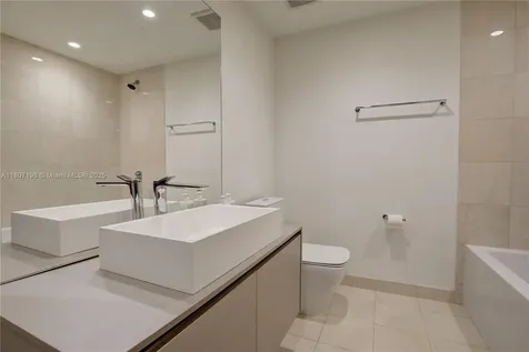 1000 Brickell Plaza Miami FL 33131