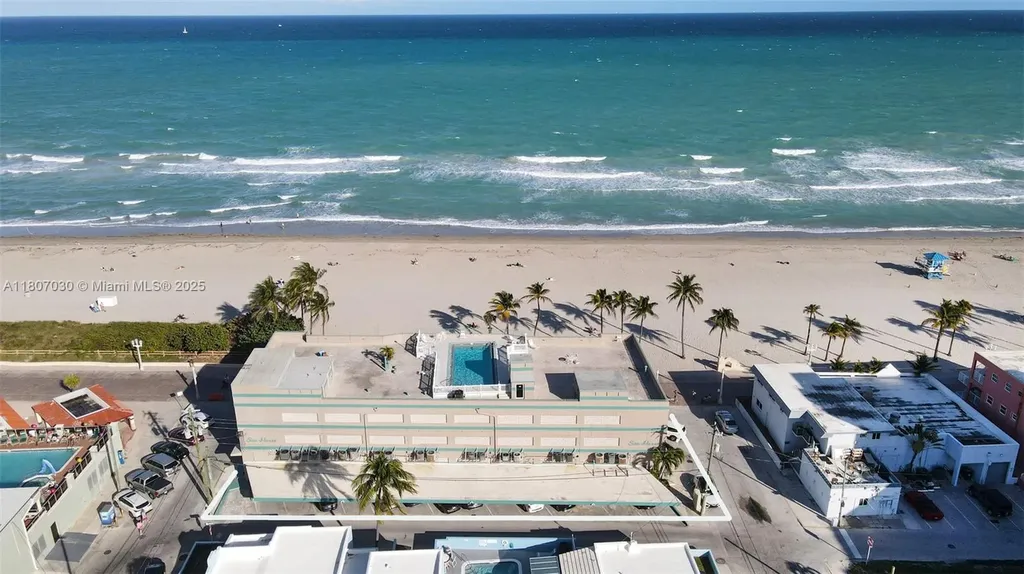 Hollywood FL 33019