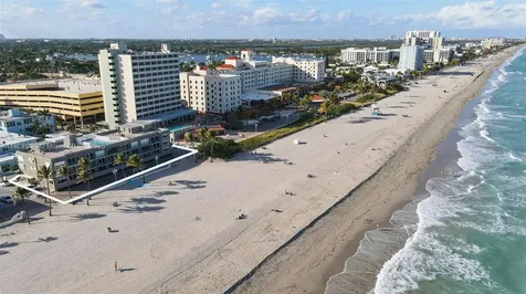 Hollywood FL 33019