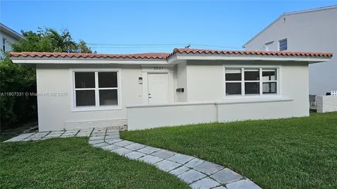 3621 Ponce De Leon Boulevard Coral Gables FL 33134