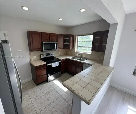 3621 Ponce De Leon Boulevard Coral Gables FL 33134