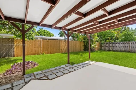 1625 NE 29th Street Pompano Beach FL 33064