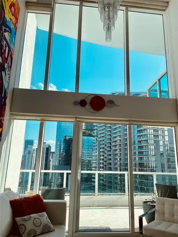 41 SE 5th Street Miami FL 33131