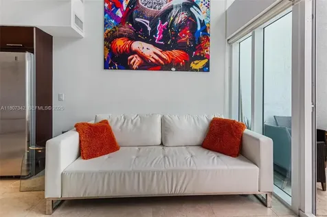 41 SE 5th Street Miami FL 33131