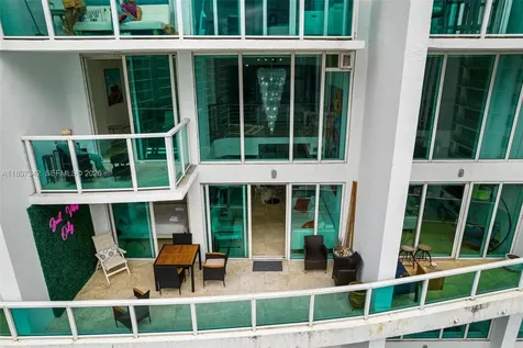 41 SE 5th Street Miami FL 33131