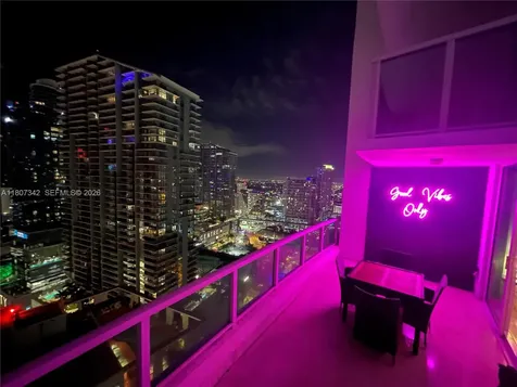 41 SE 5th Street Miami FL 33131