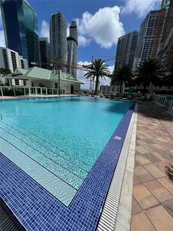 41 SE 5th Street Miami FL 33131