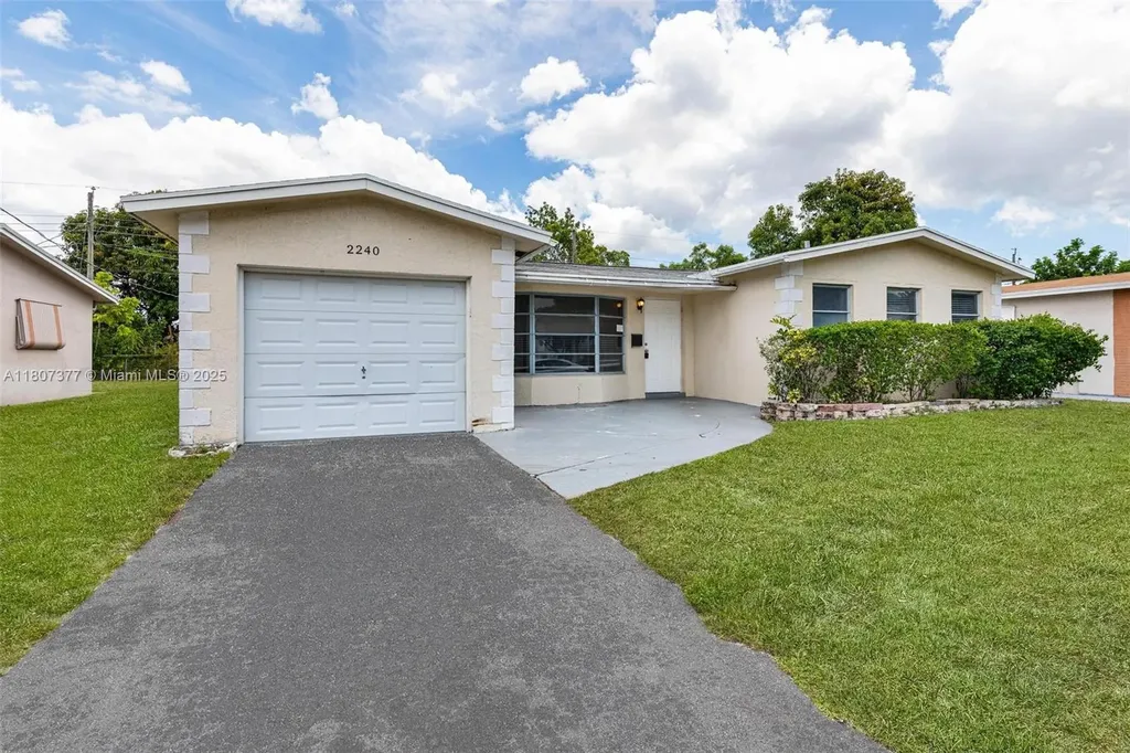 2240 NW 47th Terrace Lauderhill FL 33313