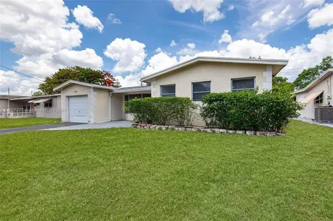 2240 NW 47th Terrace Lauderhill FL 33313