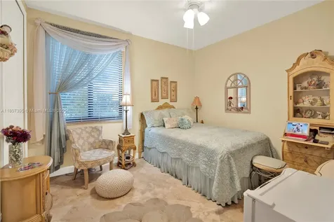 7582 SW 191st Street Cutler Bay FL 33157