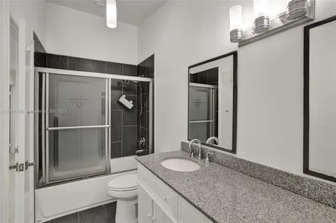 20260 NE 25th Avenue Miami FL 33180