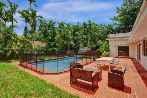 20260 NE 25th Avenue Miami FL 33180