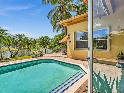 3230 SW 194th Terrace Miramar FL 33029