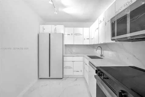 20335 W Country Club Drive Aventura FL 33180