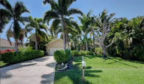 2014 SE Mantua Street Port St. Lucie FL 34952
