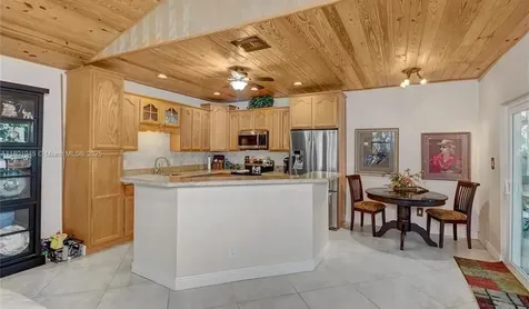2014 SE Mantua Street Port St. Lucie FL 34952