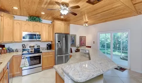 2014 SE Mantua Street Port St. Lucie FL 34952