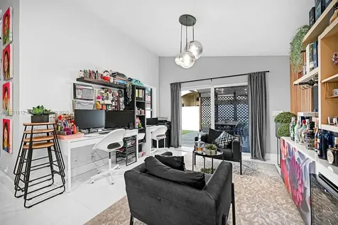 1550 SW 194th Avenue Pembroke Pines FL 33029