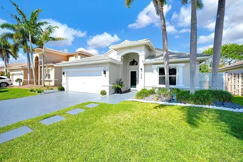 1550 SW 194th Avenue Pembroke Pines FL 33029