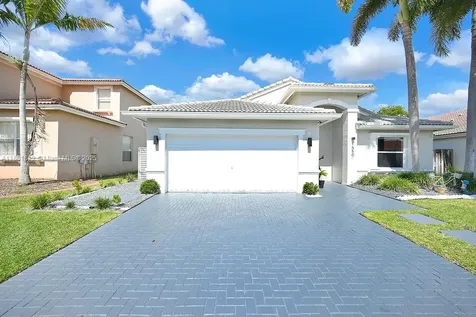 1550 SW 194th Avenue Pembroke Pines FL 33029