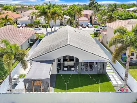 1550 SW 194th Avenue Pembroke Pines FL 33029