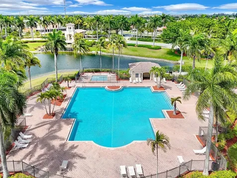 1550 SW 194th Avenue Pembroke Pines FL 33029