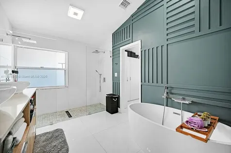1550 SW 194th Avenue Pembroke Pines FL 33029