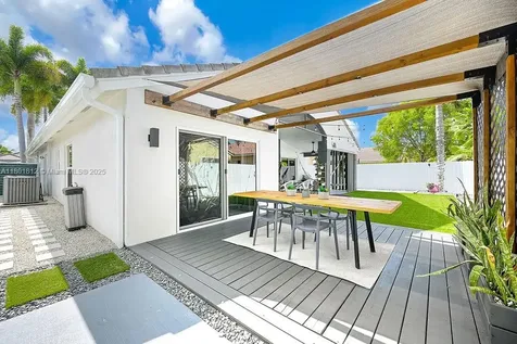 1550 SW 194th Avenue Pembroke Pines FL 33029