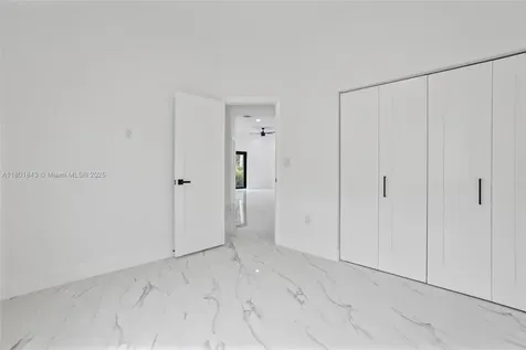 2536 NW 15th Street Fort Lauderdale FL 33311