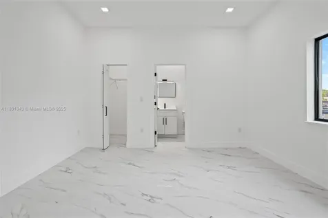 2536 NW 15th Street Fort Lauderdale FL 33311