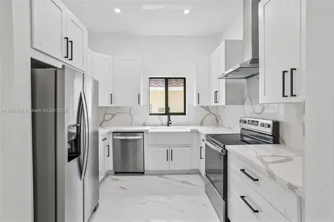 2536 NW 15th Street Fort Lauderdale FL 33311