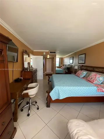 3180 S Ocean Drive Hallandale Beach FL 33009