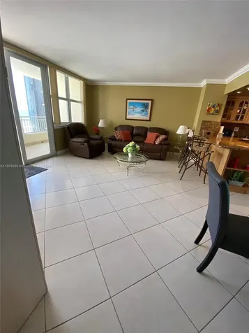 3180 S Ocean Drive Hallandale Beach FL 33009