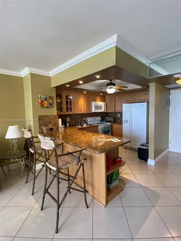 3180 S Ocean Drive Hallandale Beach FL 33009