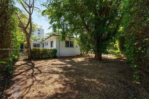650 NE 60th Street Miami FL 33137