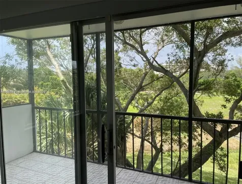 4164 Inverrary Drive Lauderhill FL 33319